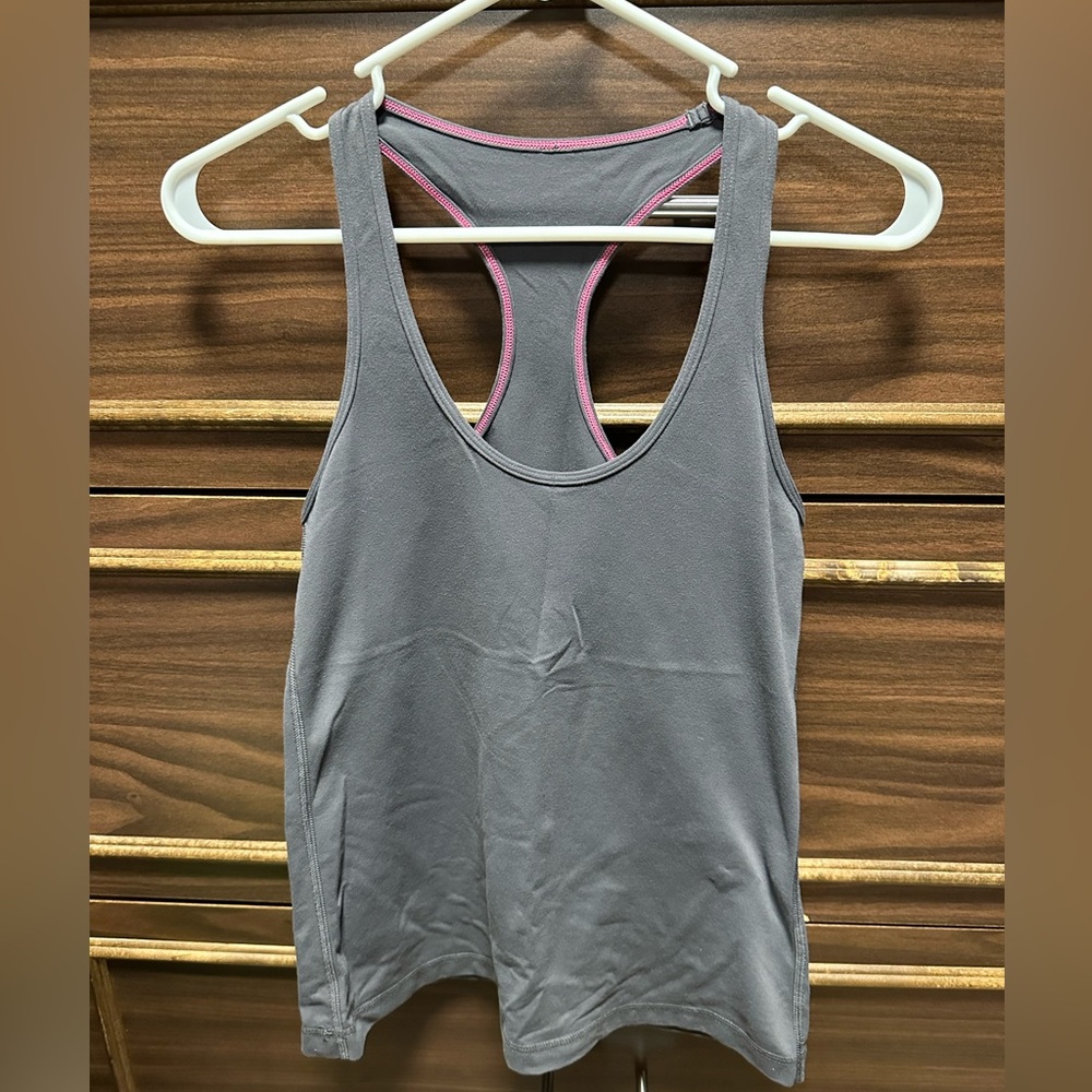 Lululemon Racerback Tank P2P 14.5” Size 6